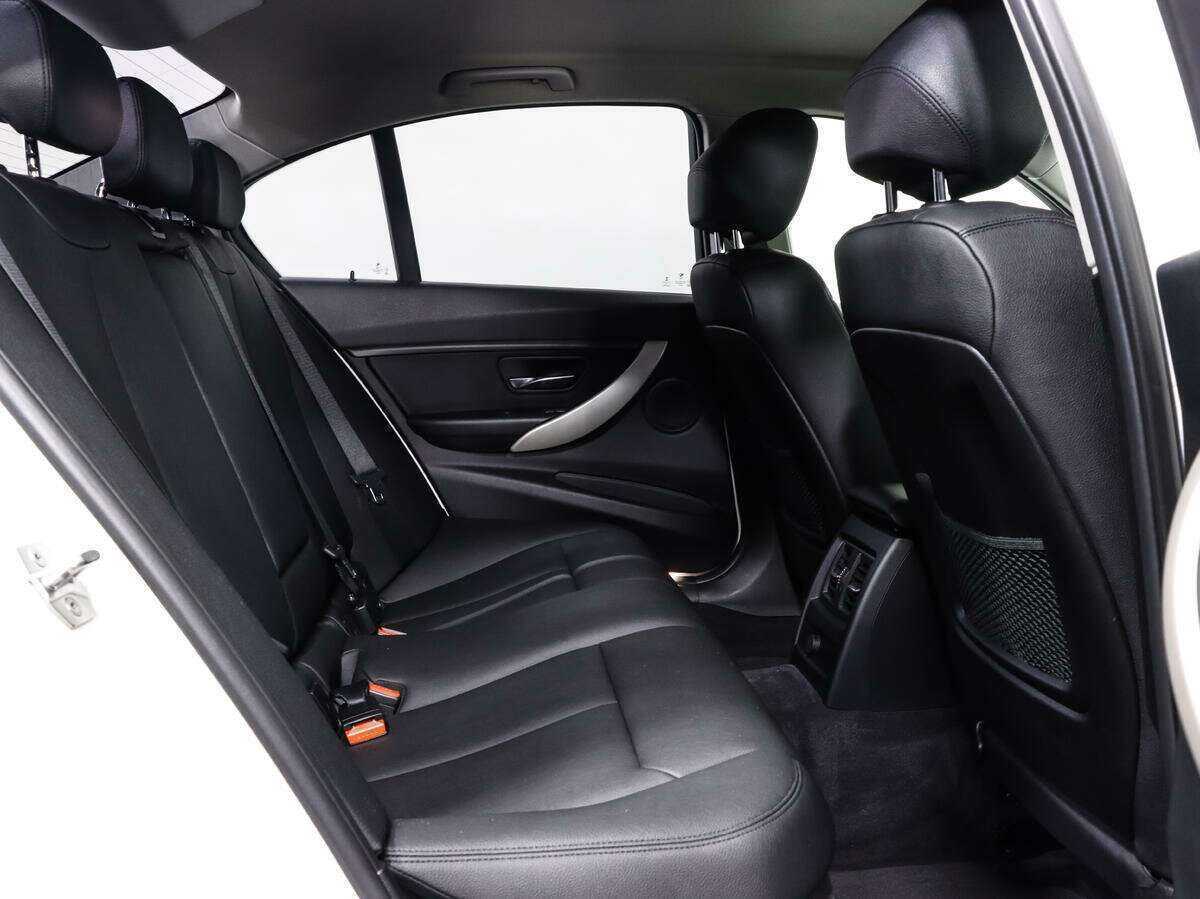 Купить BMW 3 серии, 2015, 114 354 км.. Фото: #15