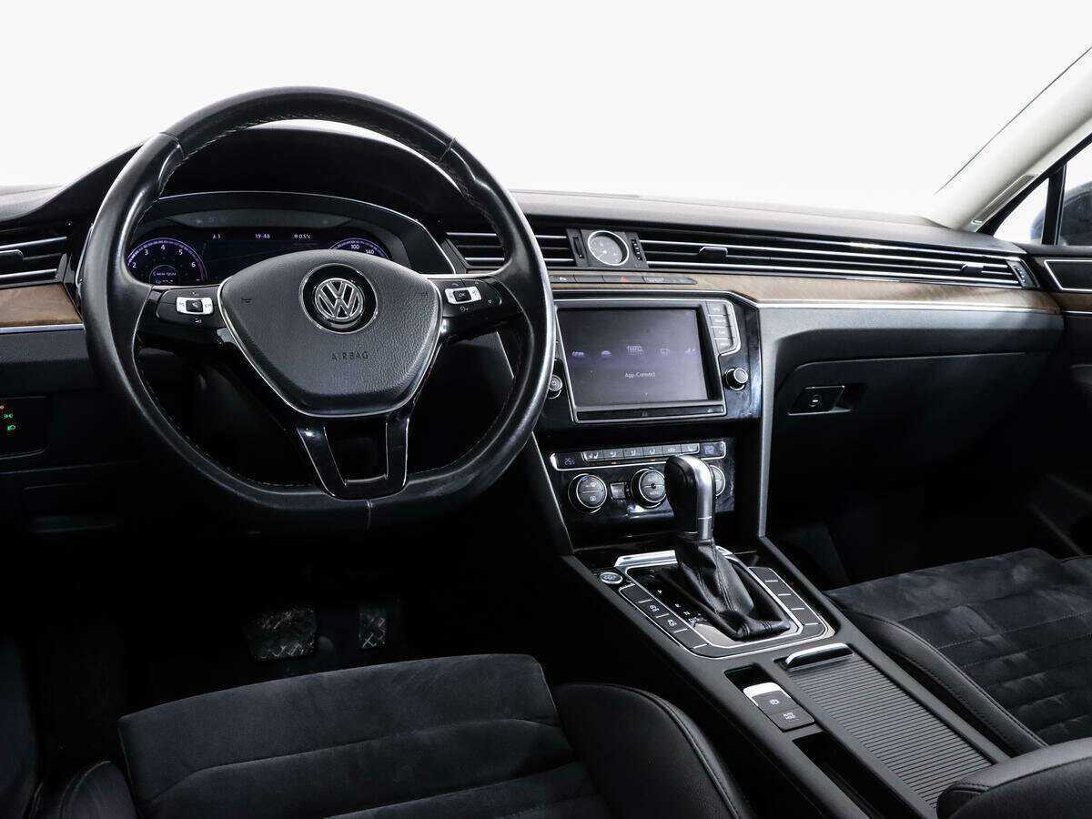Купить Volkswagen Passat, 2016, 140 877 км.. Фото: #10