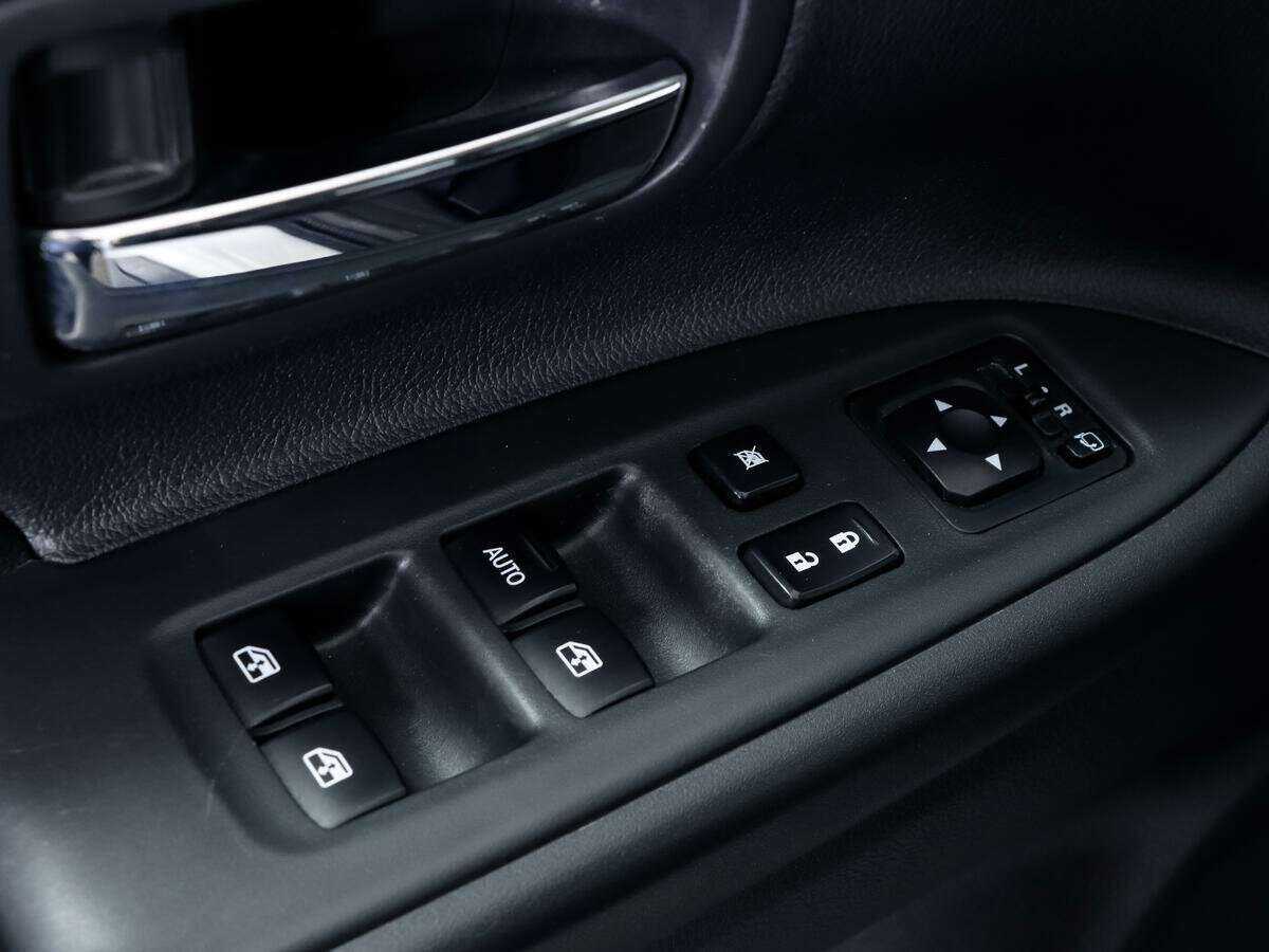 Купить Митсубиши Оутлэндер, 2015, 160 719 км.. Фото: #12