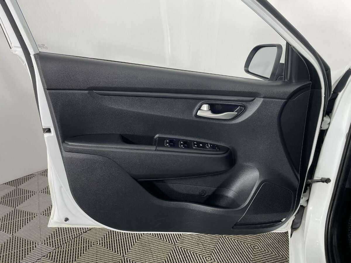 Купить Киа Рио, 2018, 65 741 км.. Фото: #7