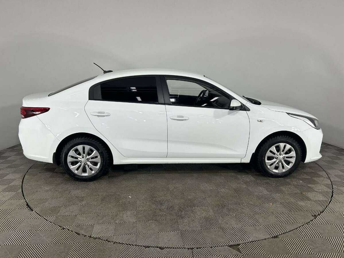 Купить Киа Рио, 2018, 39 716 км.. Фото: #3