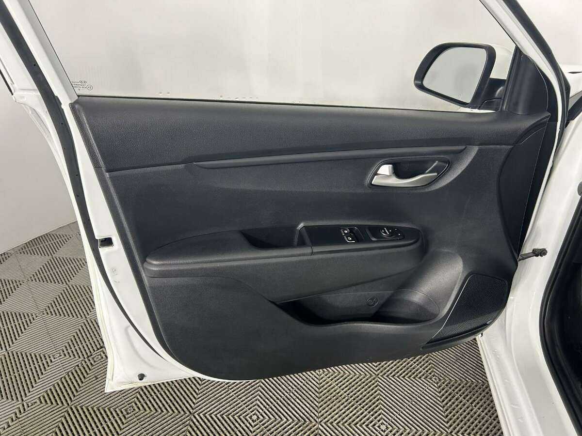 Купить Киа Рио, 2018, 39 716 км.. Фото: #7