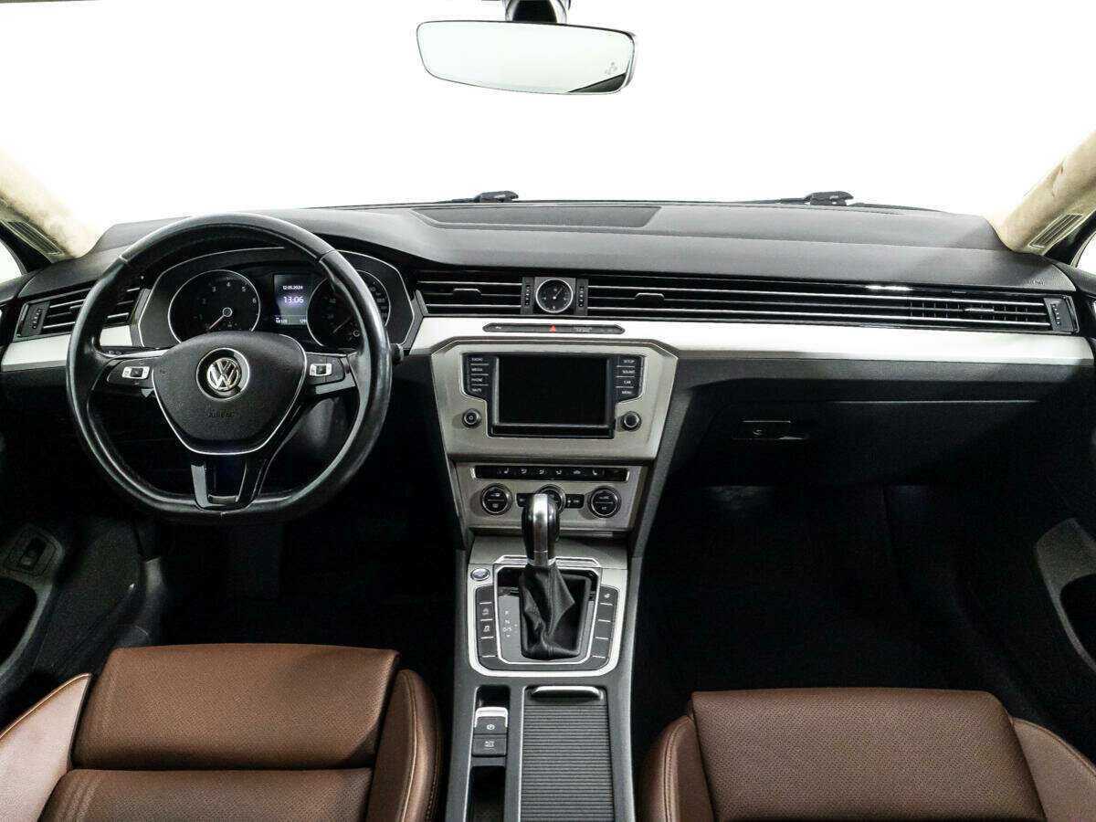 Купить Volkswagen Passat, 2017, 68 113 км.. Фото: #12