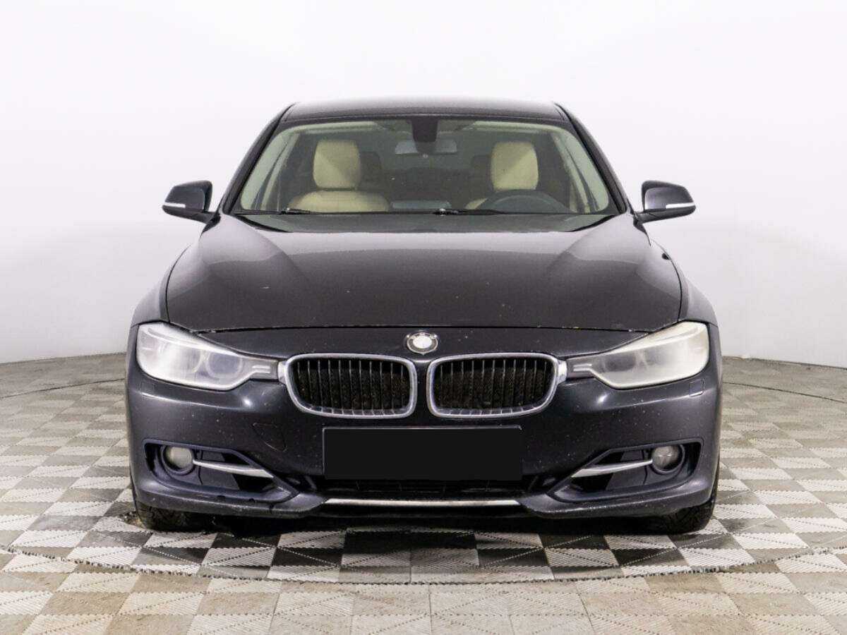 Купить BMW 3 серии, 2014, 215 678 км.. Фото: #1