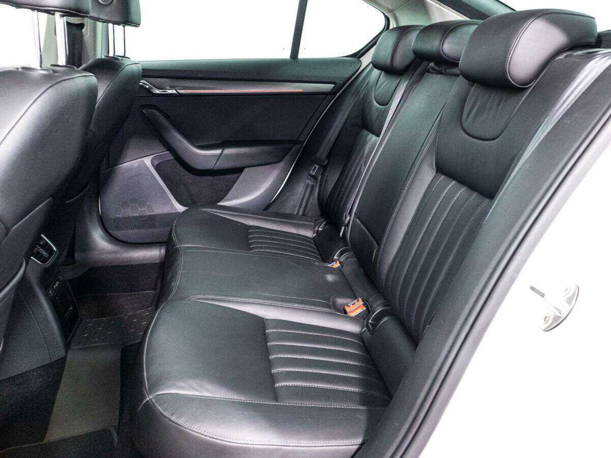 Купить Шкода Октавия, 2019, 163 877 км.. Фото: #9