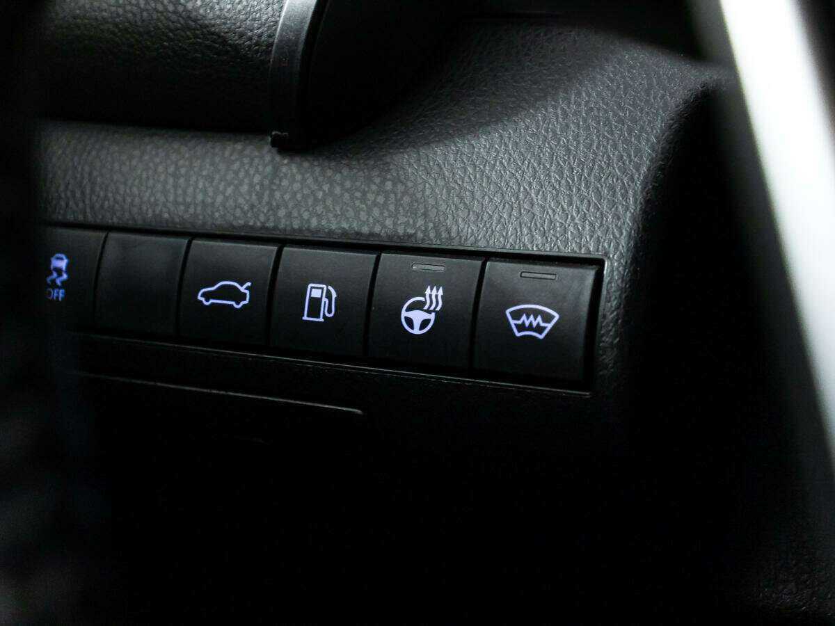 Купить Toyota Camry, 2018, 107 341 км.. Фото: #19