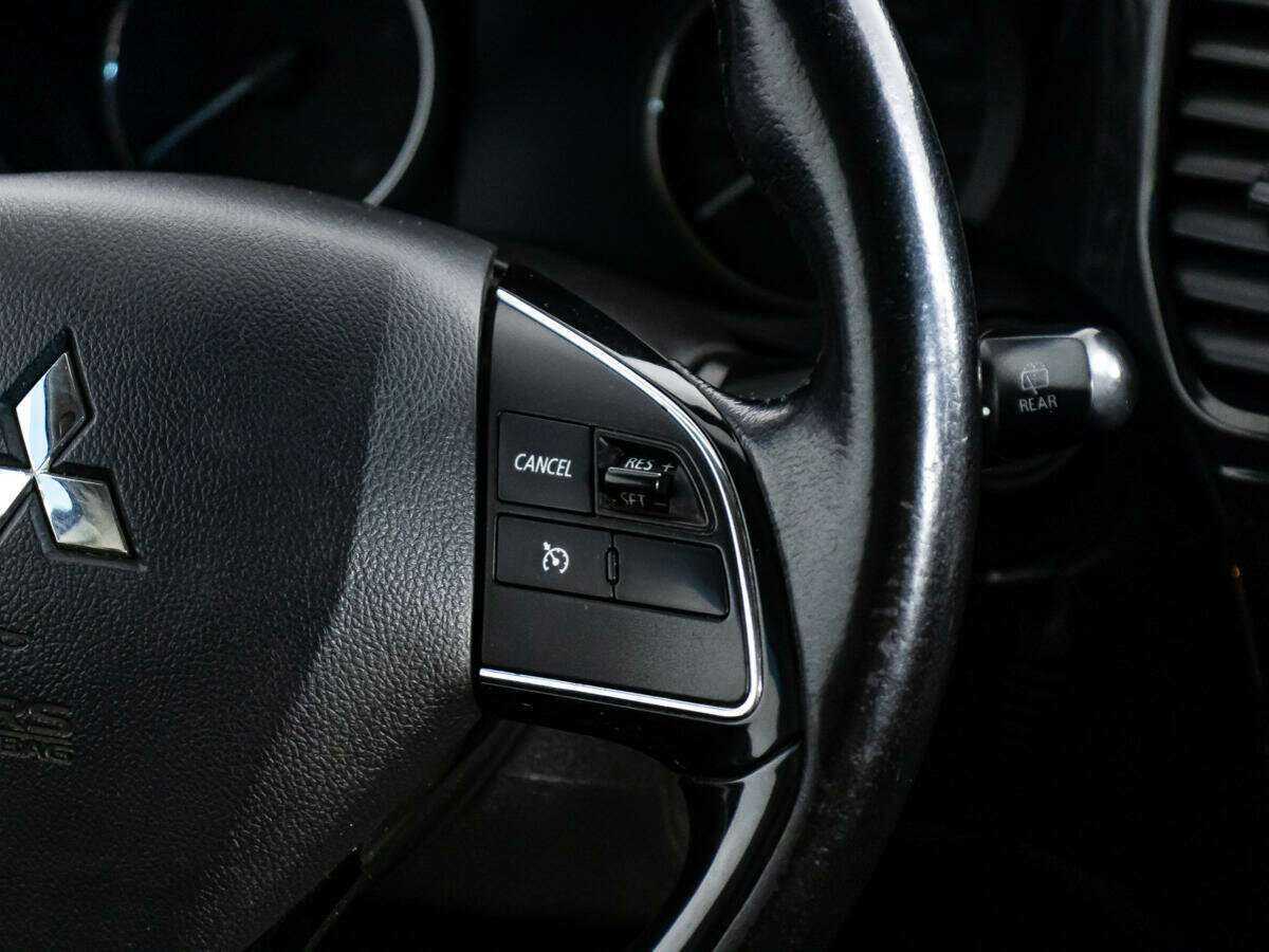 Купить Митсубиши Оутлэндер, 2016, 230 432 км.. Фото: #18