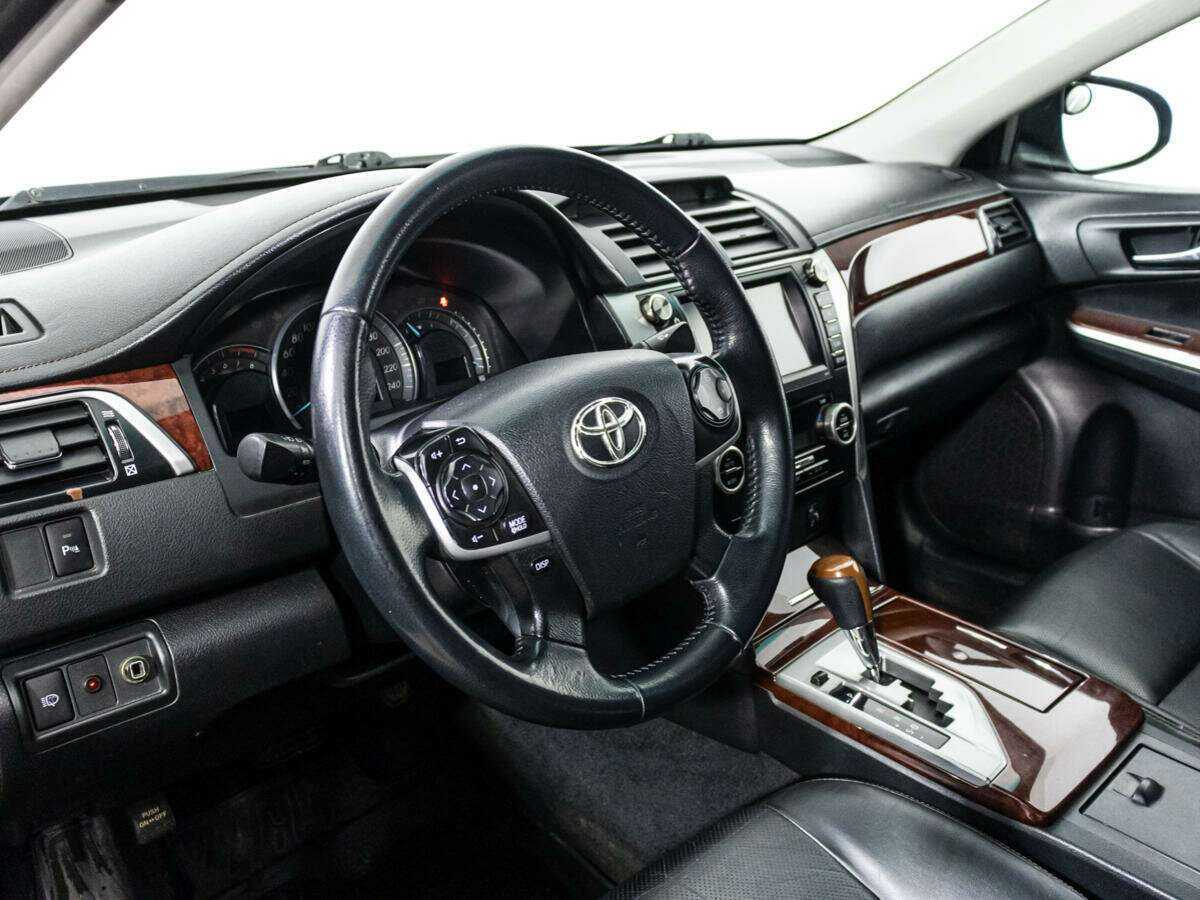 Купить Toyota Camry, 2012, 274 195 км.. Фото: #10