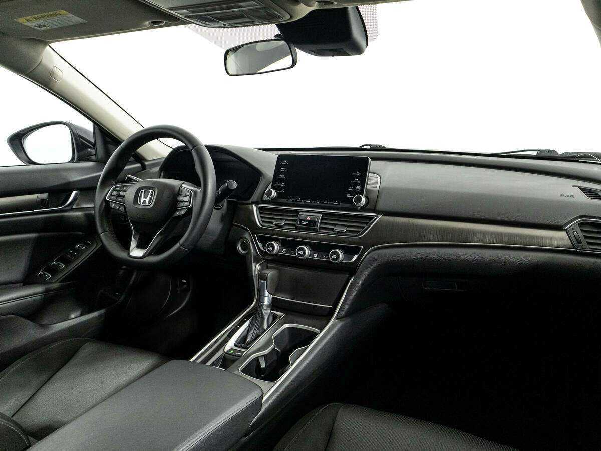 Купить Honda Accord, 2018, 71 110 км.. Фото: #8