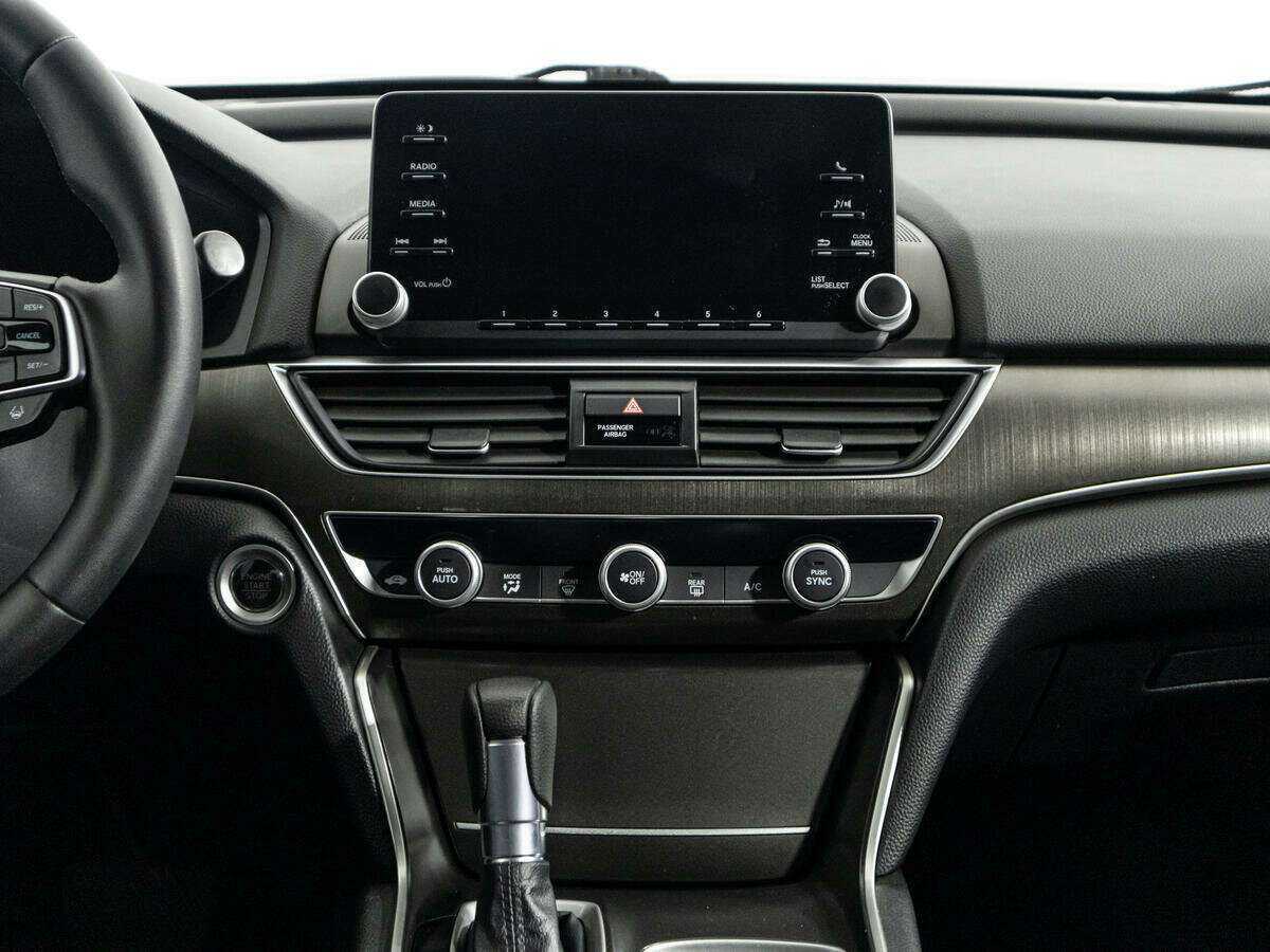 Купить Honda Accord, 2018, 71 110 км.. Фото: #13