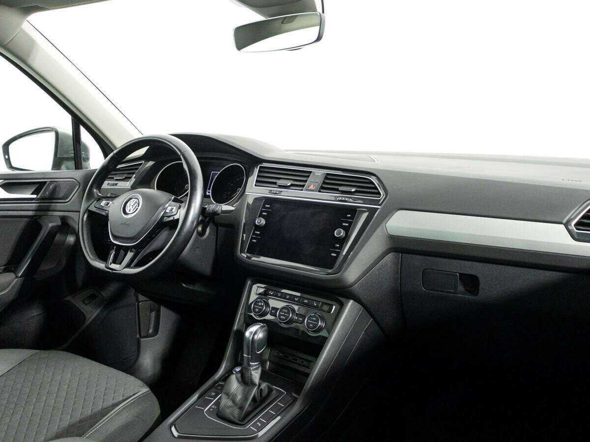Купить Volkswagen Tiguan, 2019, 100 129 км.. Фото: #8