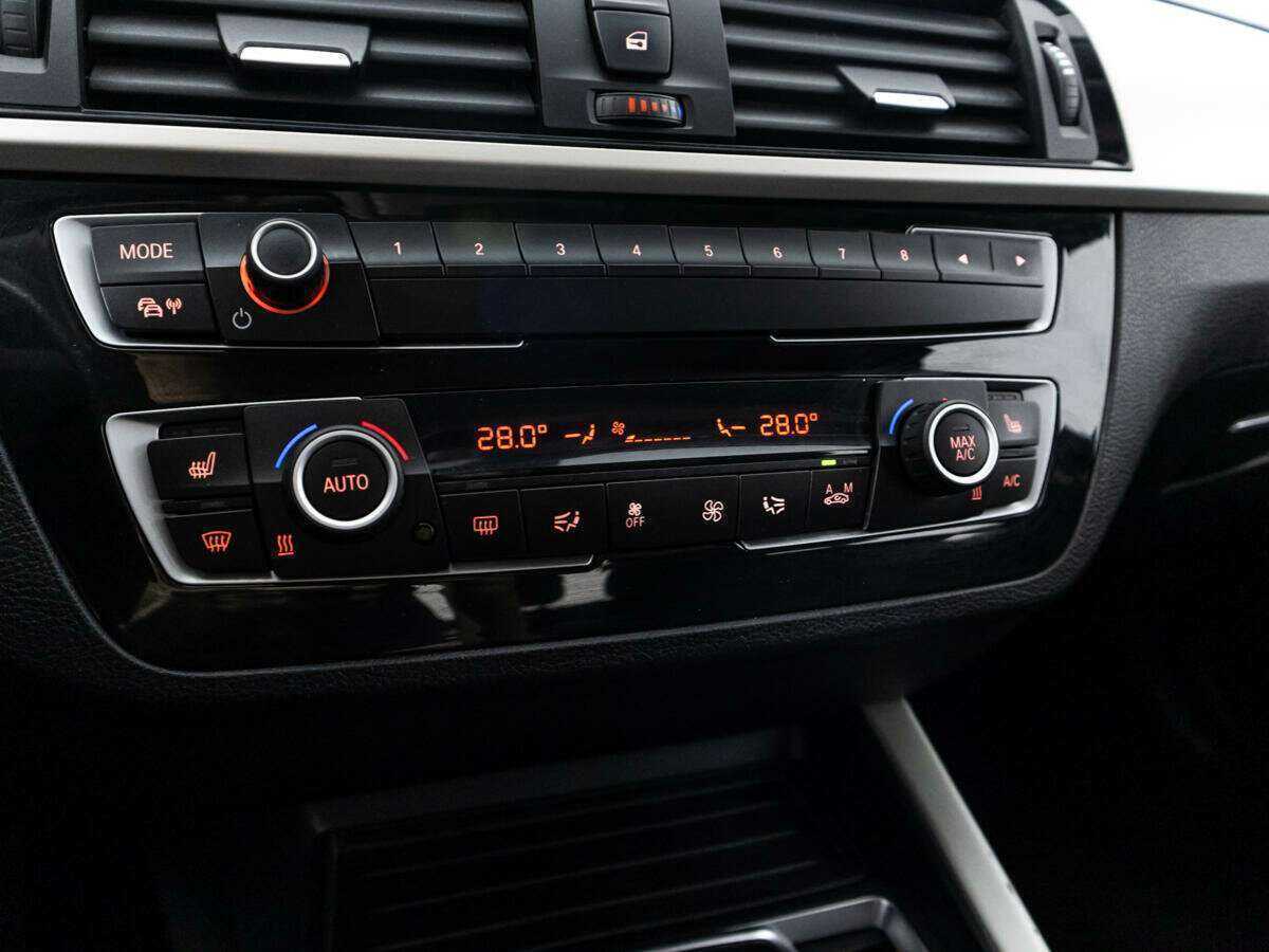 Купить BMW 1 серии, 2018, 156 000 км.. Фото: #15