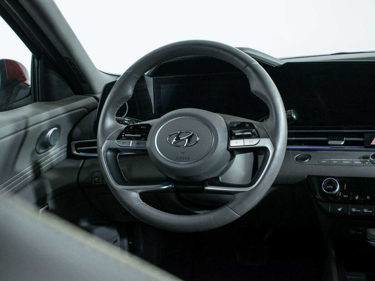 Купить Hyundai Elantra, 2021, 31 216 км.. Фото: #13
