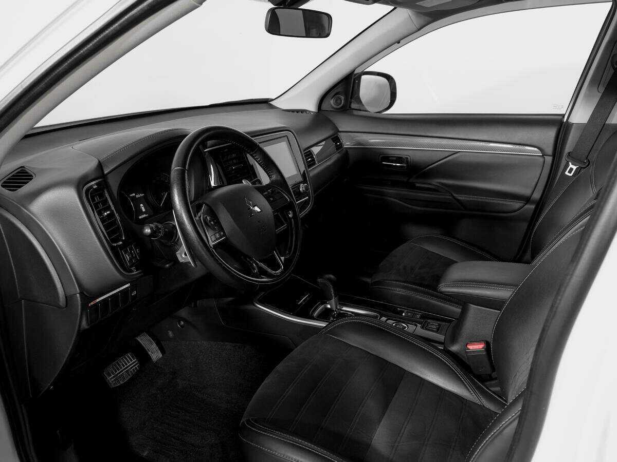 Купить Mitsubishi Outlander, 2021, 43 837 км.. Фото: #15