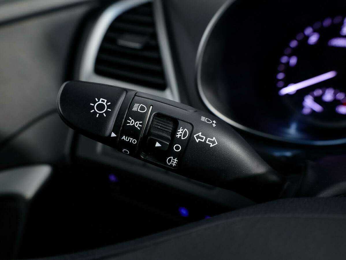 Купить Hyundai Santa Fe, 2017, 101 576 км.. Фото: #16