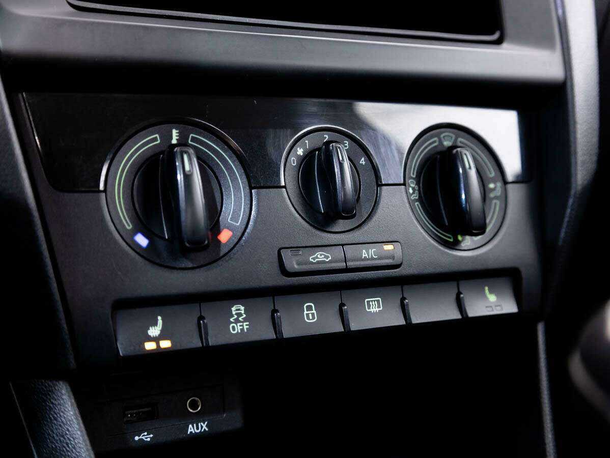 Купить Шкода Рапид, 2017, 141 688 км.. Фото: #17