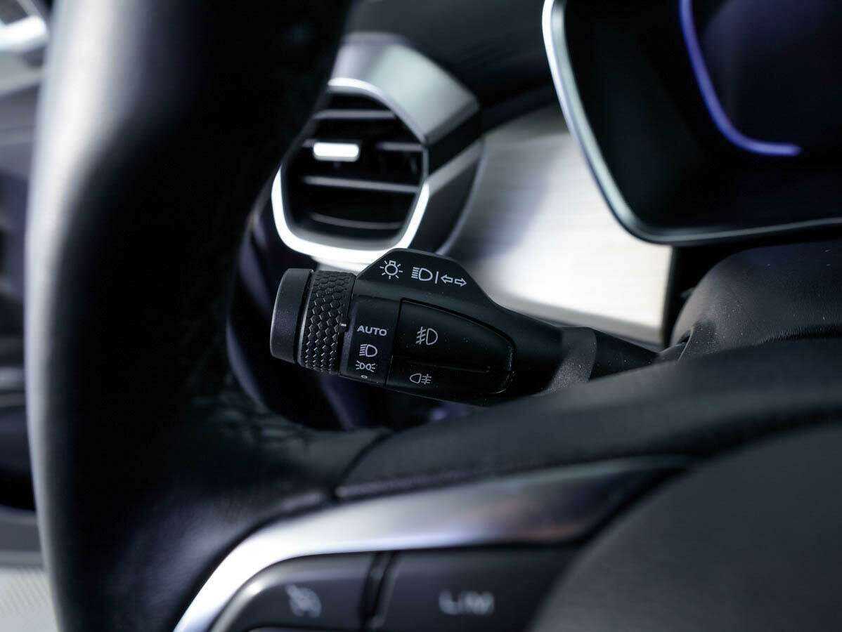 Купить Джили Кулрэй, 2022, 36 569 км.. Фото: #15