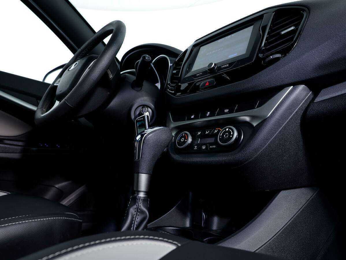 Купить Лада (ВАЗ) Веста, 2019, 72 892 км.. Фото: #15