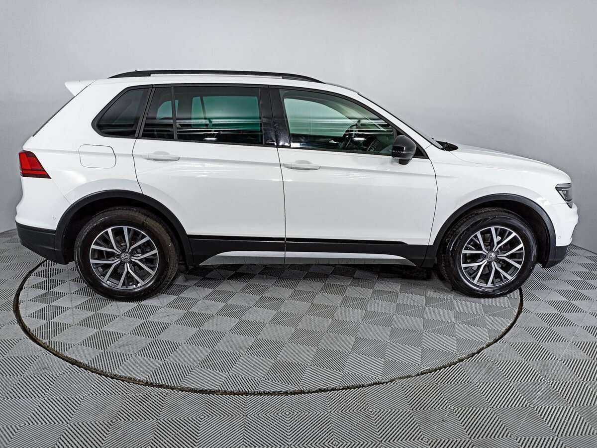 Купить Volkswagen Tiguan, 2019, 243 793 км.. Фото: #3