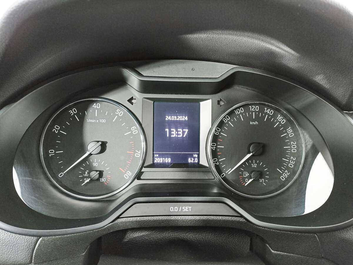 Купить Шкода Октавия, 2014, 203 152 км.. Фото: #10