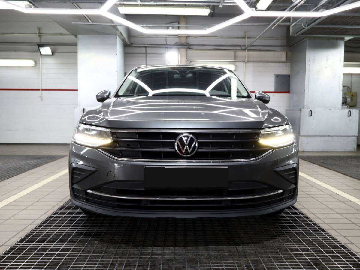 Купить Volkswagen Tiguan, 2021, 118 000 км.. Фото: #1