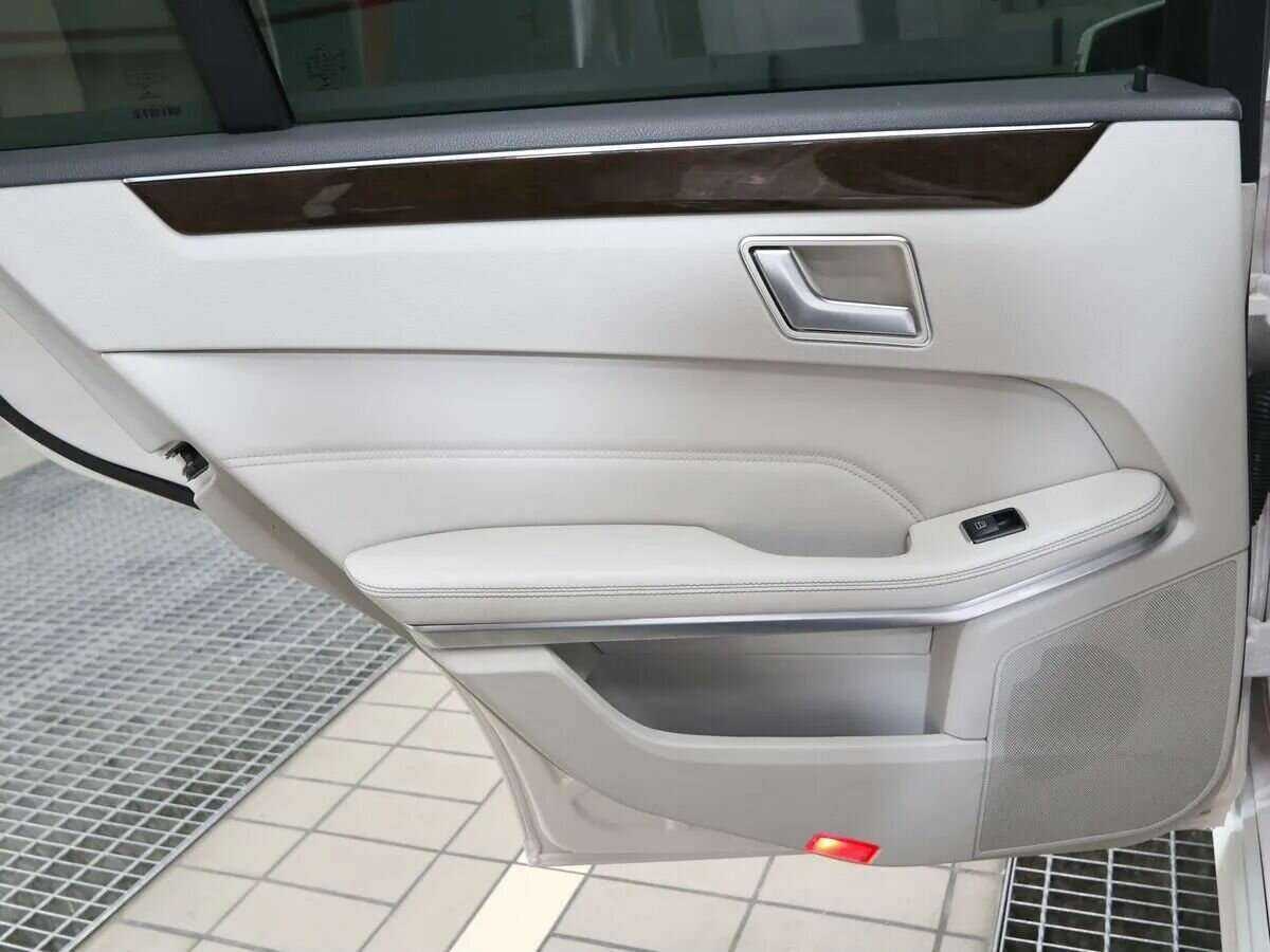 Купить Mercedes-Benz E-Класс, 2014, 157 000 км.. Фото: #12