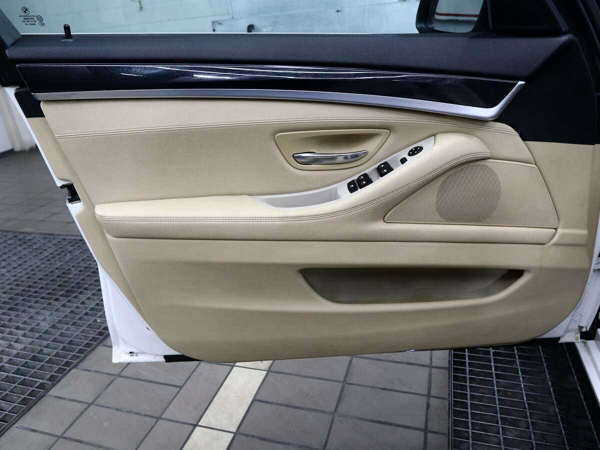 Купить BMW 5 серии, 2012, 170 000 км.. Фото: #7