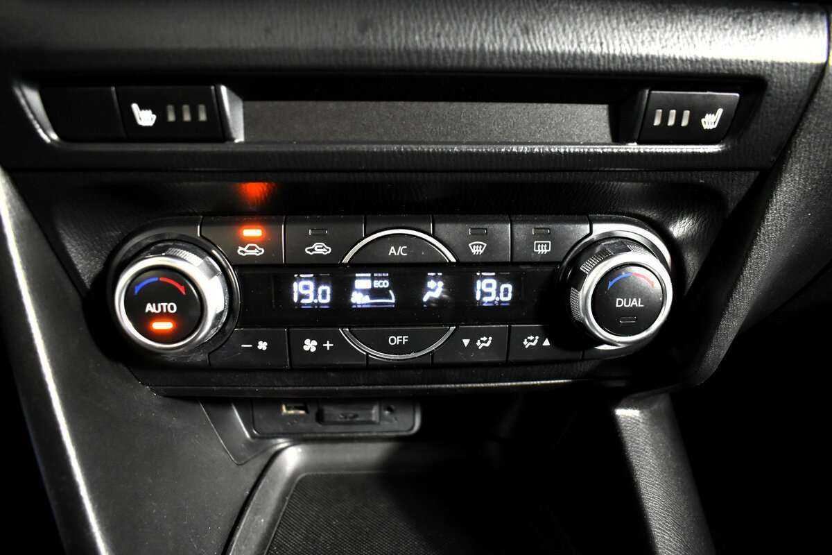 Купить Мазда 3, 2017, 86 276 км.. Фото: #14