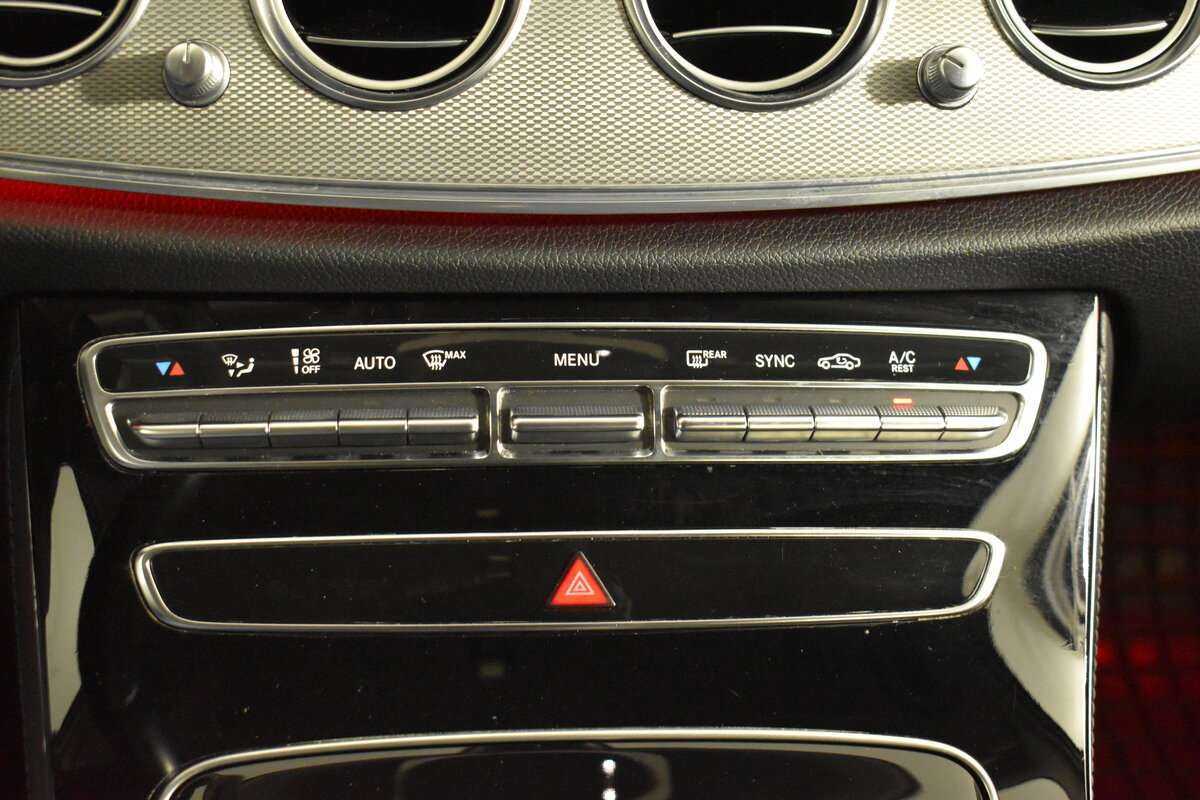 Купить Mercedes-Benz E-Класс, 2018, 152 241 км.. Фото: #17