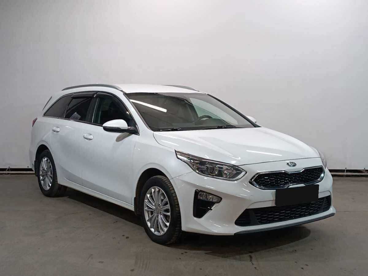 Купить Kia Ceed, 2021, 68 366 км.. Фото: #2