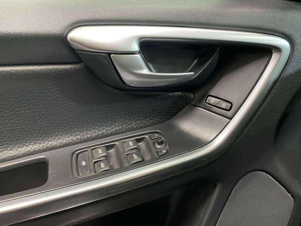 Купить Вольво ИксЦ60, 2013, 235 829 км.. Фото: #16