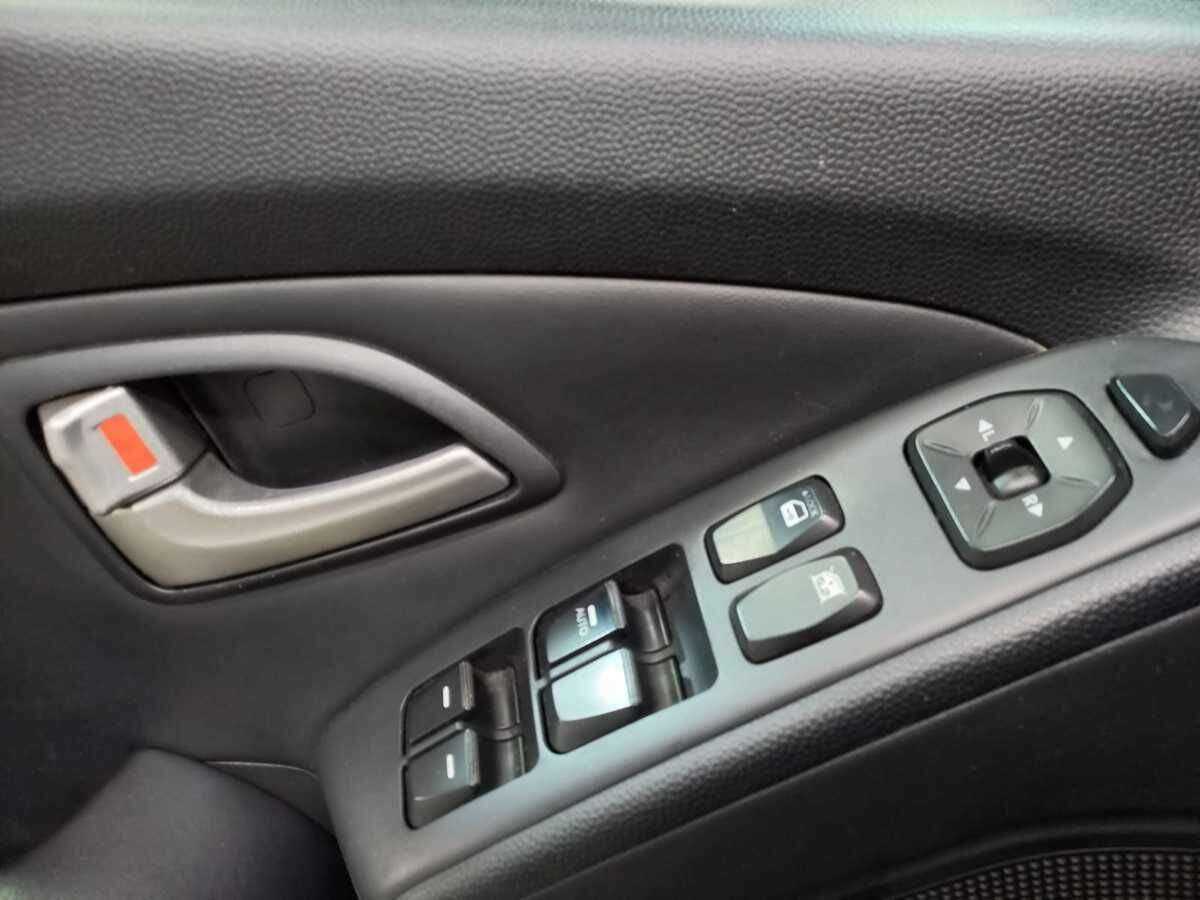 Купить Хендай ай-икс35, 2012, 198 270 км.. Фото: #13