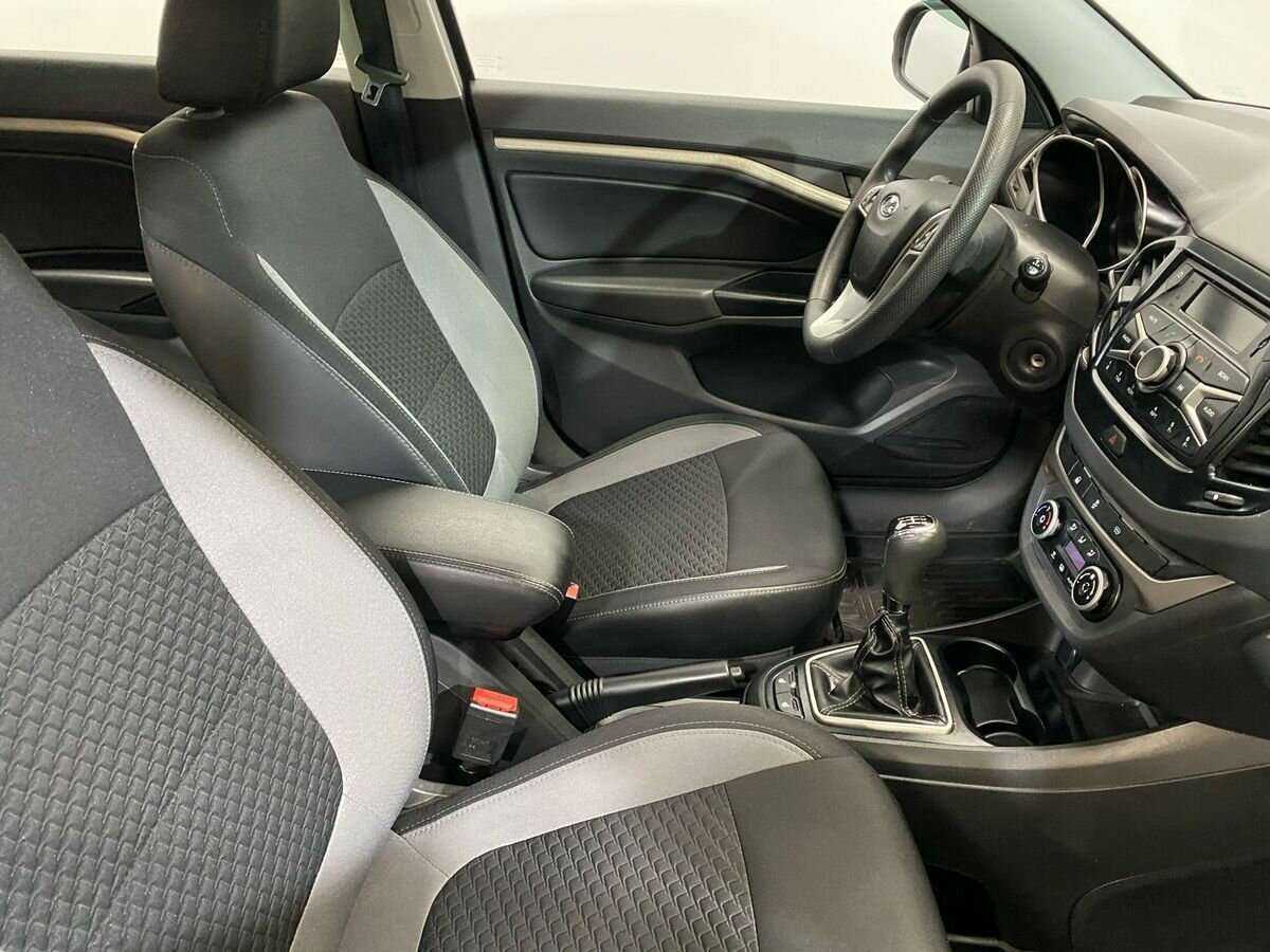 Купить Лада (ВАЗ) Веста, 2019, 66 861 км.. Фото: #9