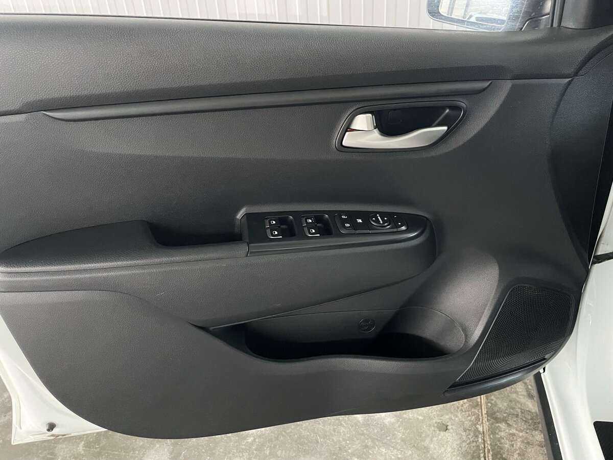 Купить Киа Рио, 2018, 85 416 км.. Фото: #18