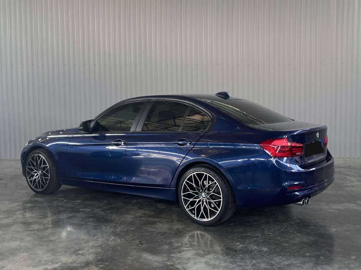 Купить BMW 3 серии, 2018, 129 300 км.. Фото: #6