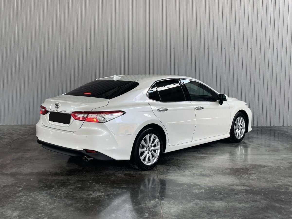 Купить Toyota Camry, 2018, 120 727 км.. Фото: #4