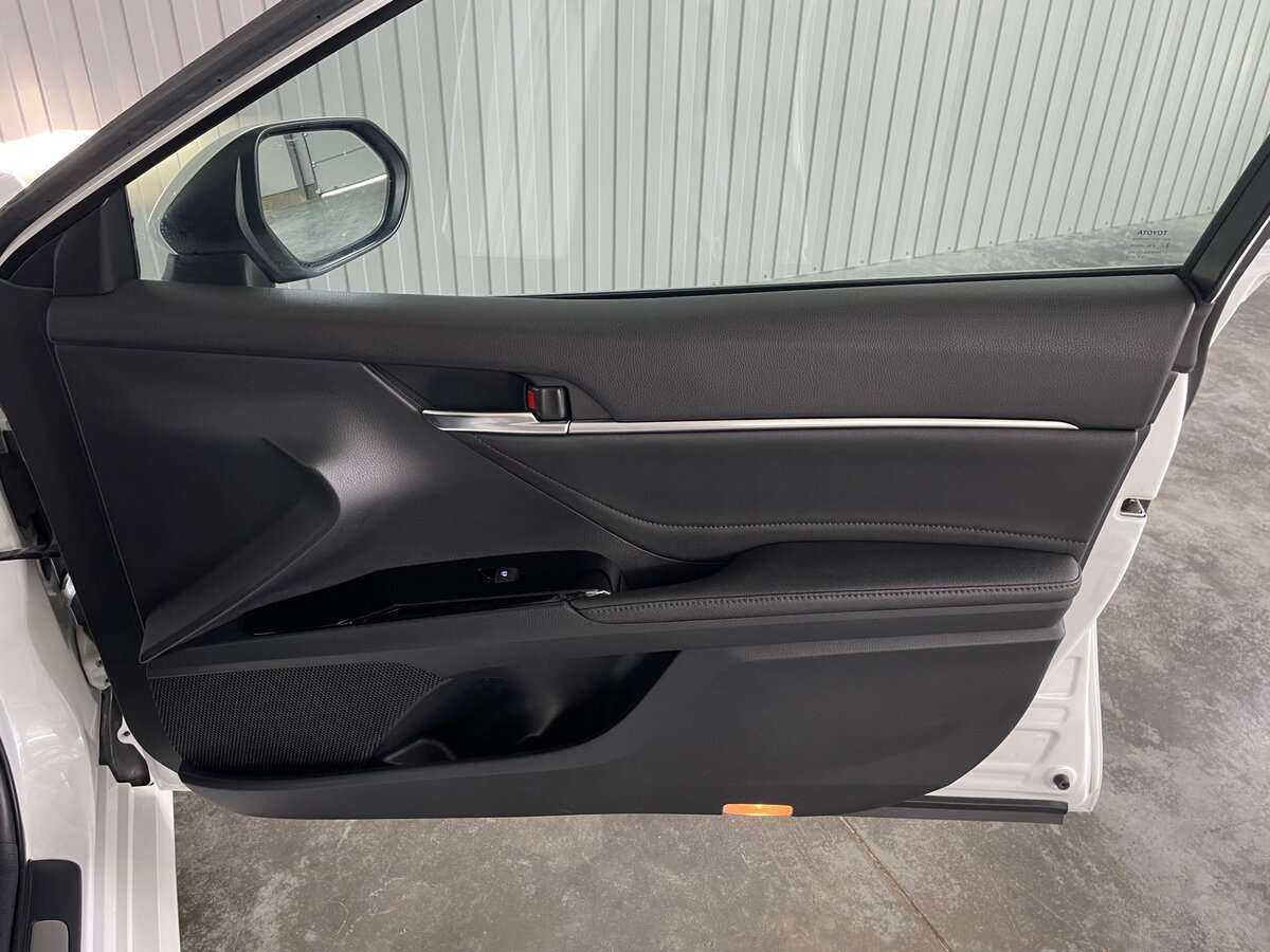 Купить Toyota Camry, 2018, 120 727 км.. Фото: #24