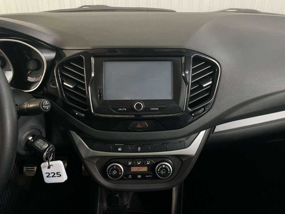 Купить Лада (ВАЗ) Веста, 2017, 136 873 км.. Фото: #10