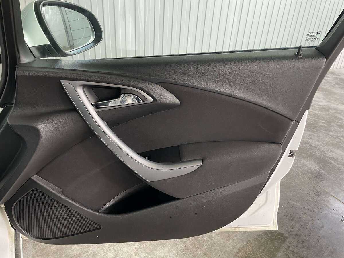 Купить Опель Астра, 2013, 205 254 км.. Фото: #18