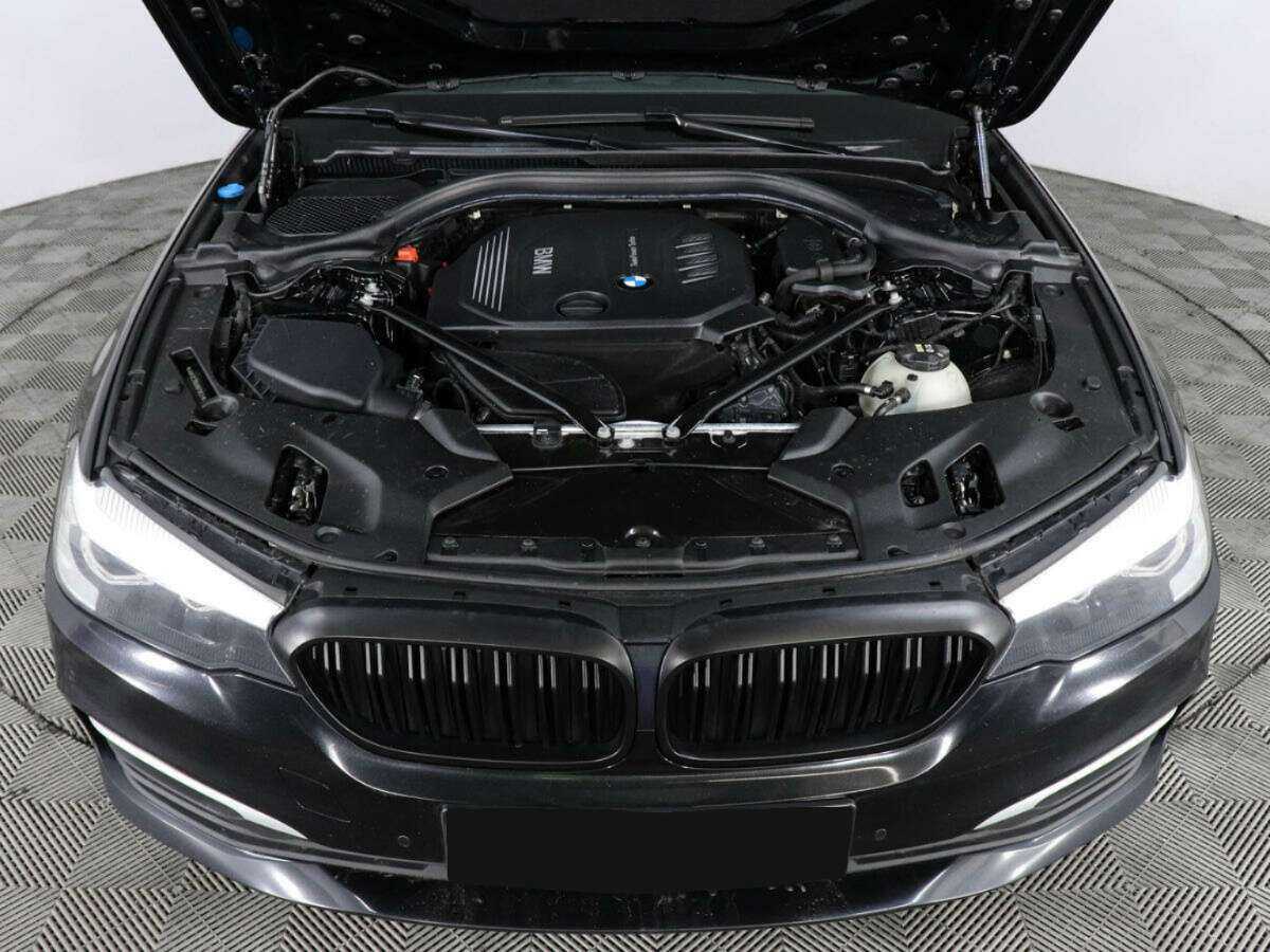 Купить BMW 5 серии, 2017, 141 000 км.. Фото: #9