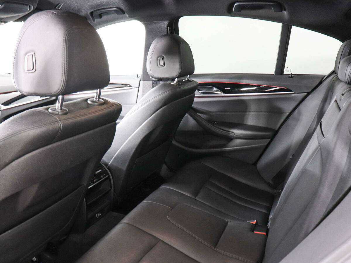 Купить BMW 5 серии, 2017, 141 000 км.. Фото: #13
