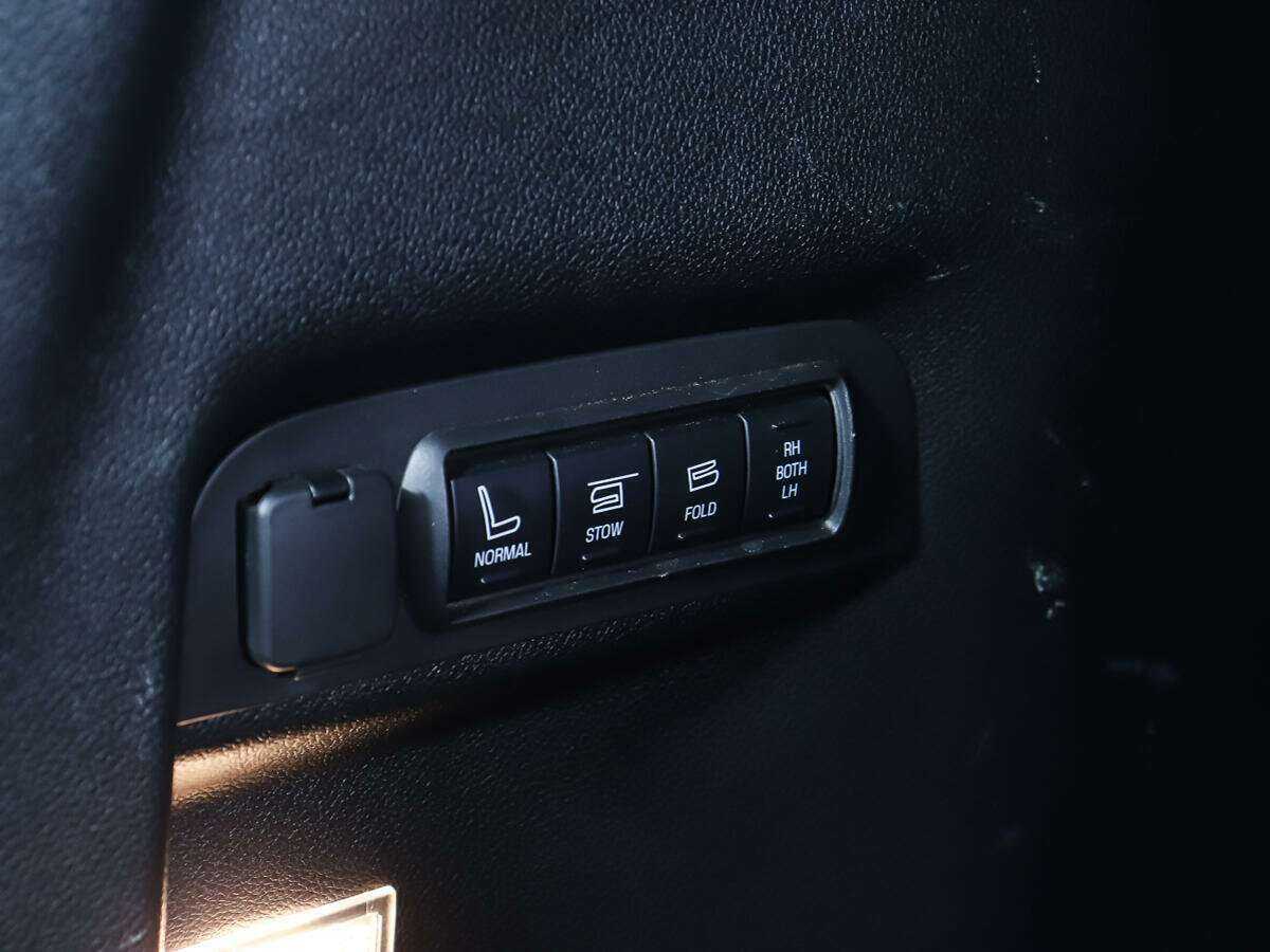 Купить Ford Explorer, 2017, 38 641 км.. Фото: #16