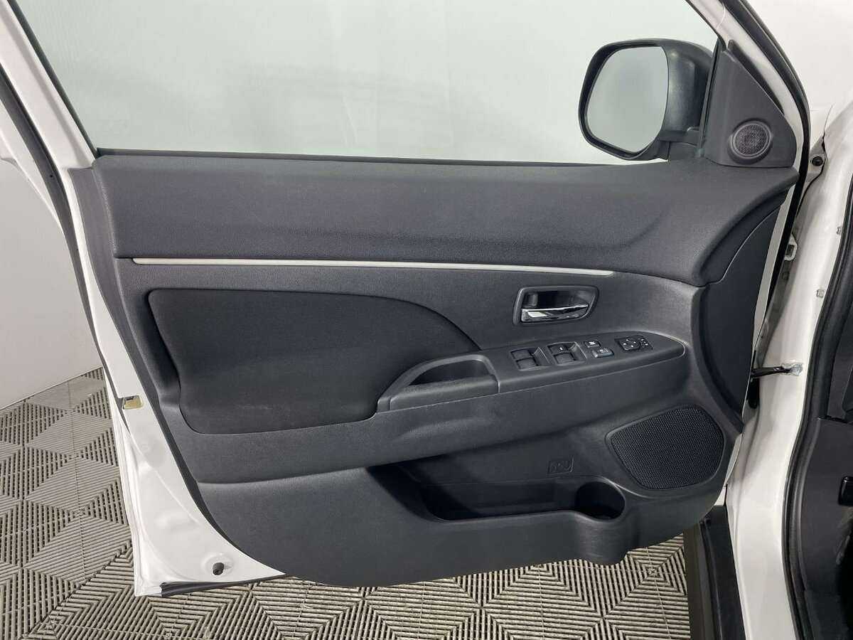 Купить Митсубиши АС-Икс, 2012, 102 696 км.. Фото: #7