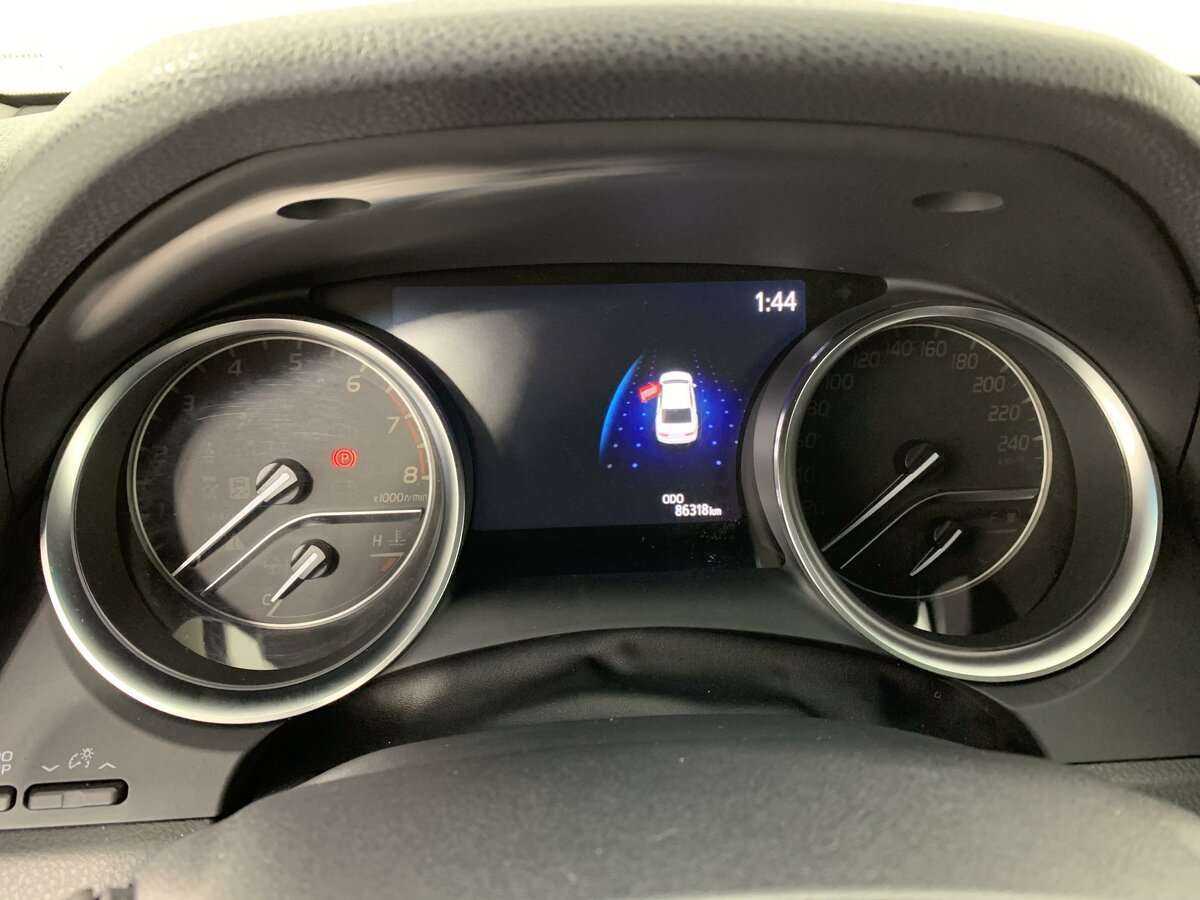 Купить Toyota Camry, 2021, 86 317 км.. Фото: #10