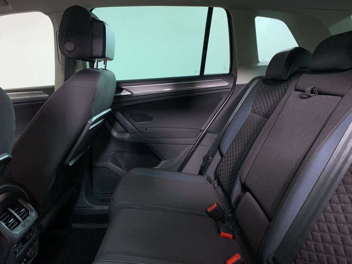 Купить Volkswagen Tiguan, 2020, 120 500 км.. Фото: #16