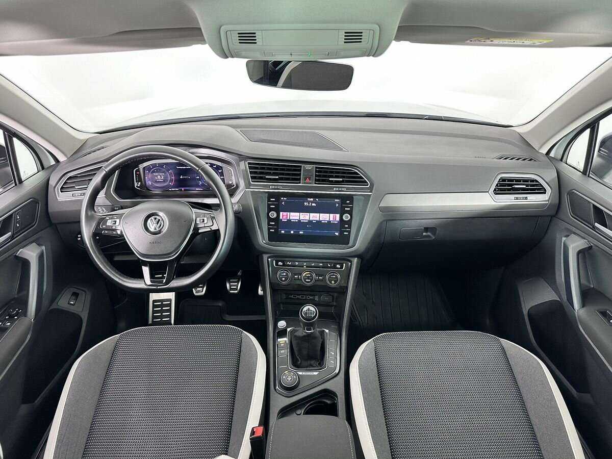 Купить Volkswagen Tiguan, 2019, 82 960 км.. Фото: #8