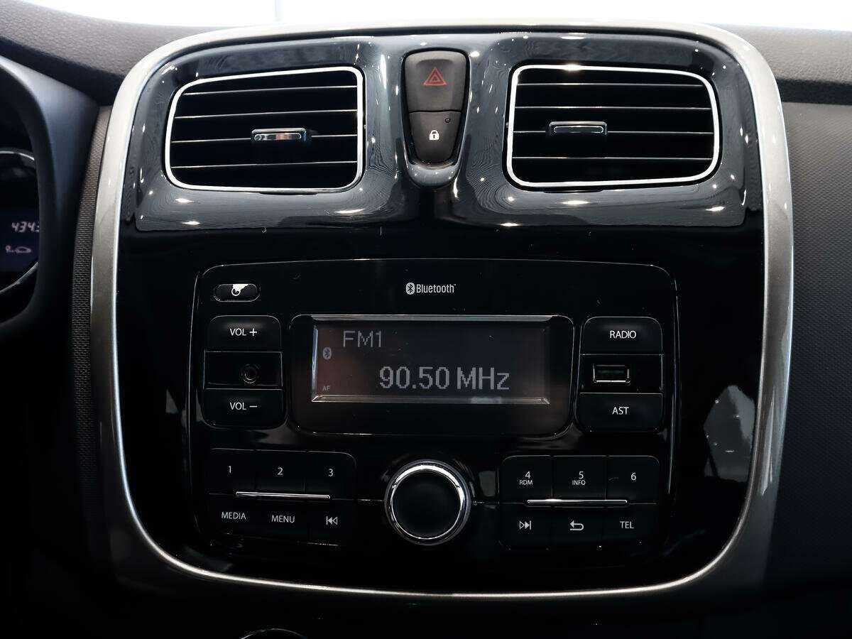 Купить Рено Сандеро, 2017, 62 078 км.. Фото: #12