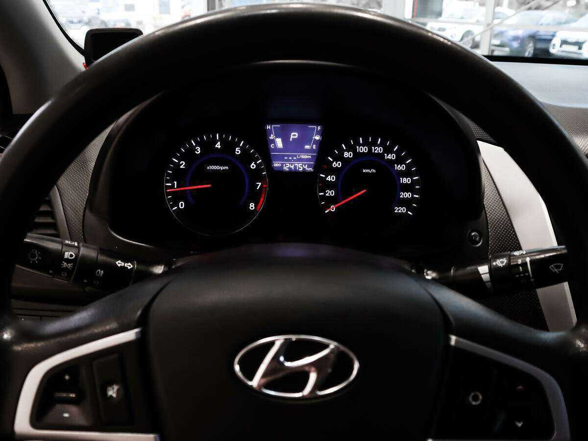 Купить Hyundai Solaris, 2012, 124 753 км.. Фото: #15