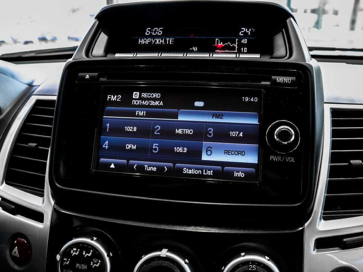 Купить Mitsubishi Pajero Sport, 2015, 49 559 км.. Фото: #14