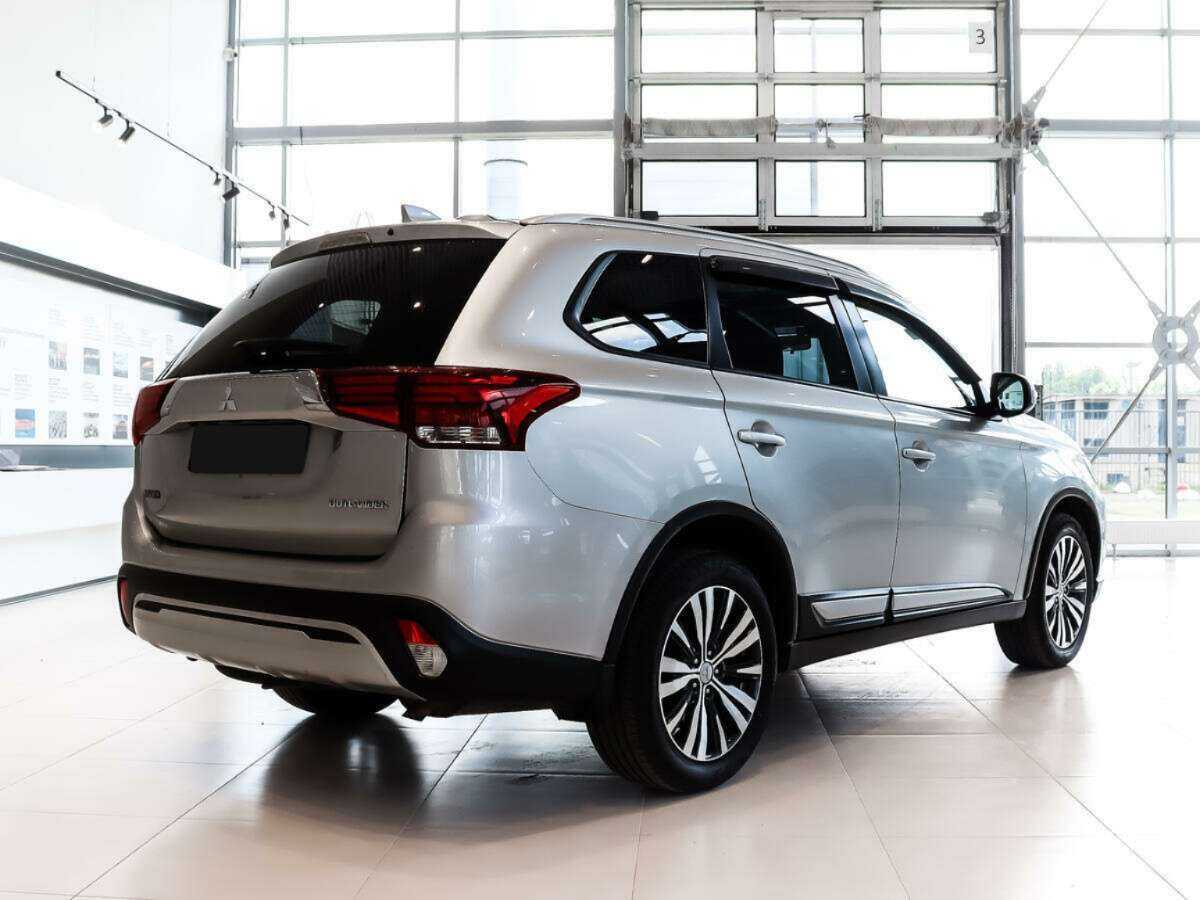 Купить Mitsubishi Outlander, 2019, 69 017 км.. Фото: #4